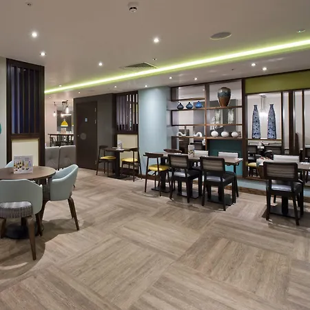 Premier Inn London Farringdon - Smithfield-2